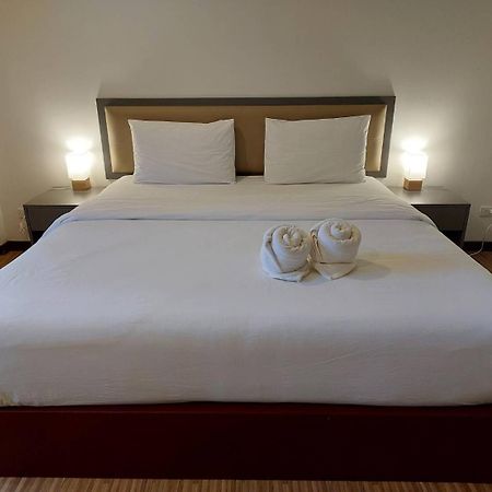 Sisina Resort Prachuap Khiri Khan Bagian luar foto